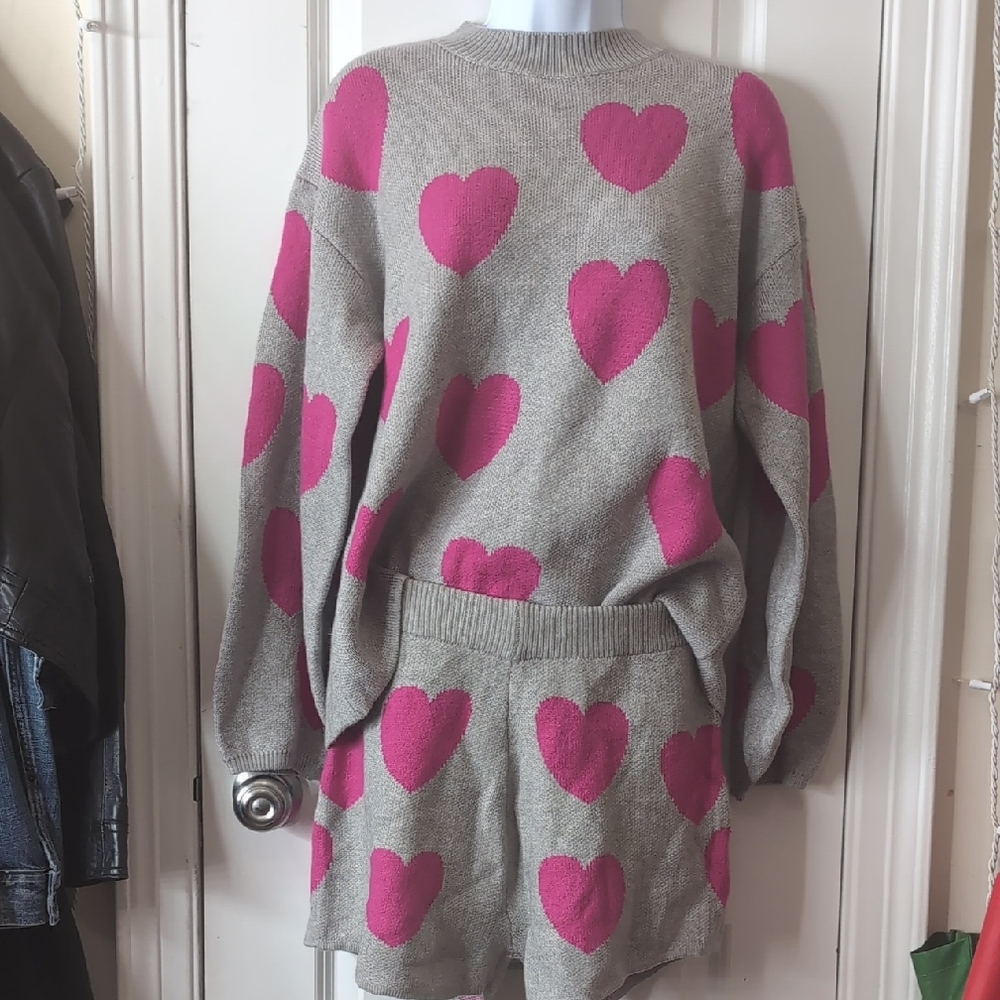 Nasty Gal Gray Sweater with Pink Hearts